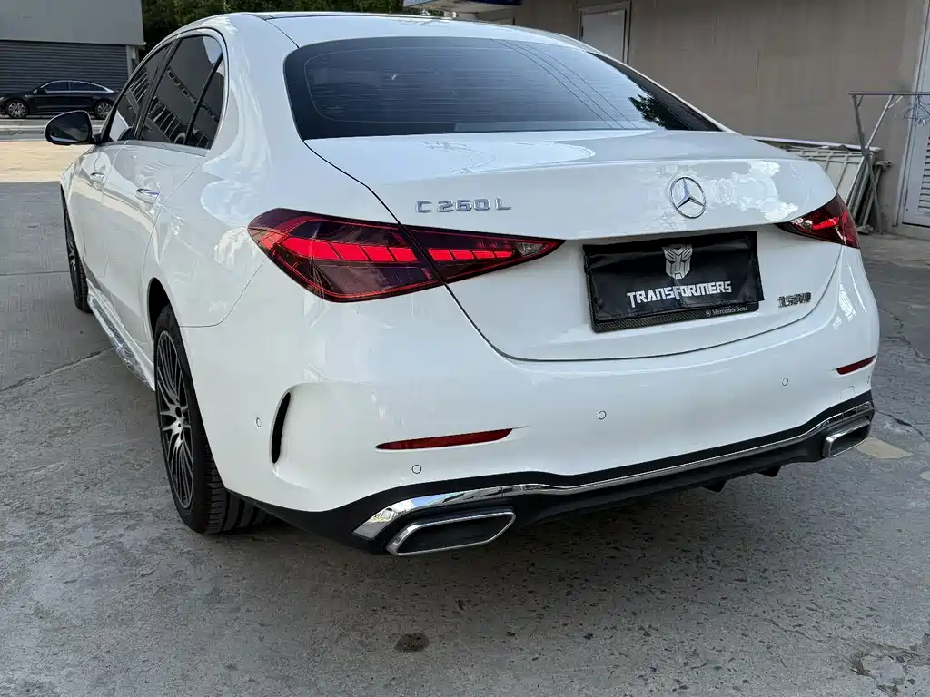 Mercedes-Benz C-Class — миниатюра 5