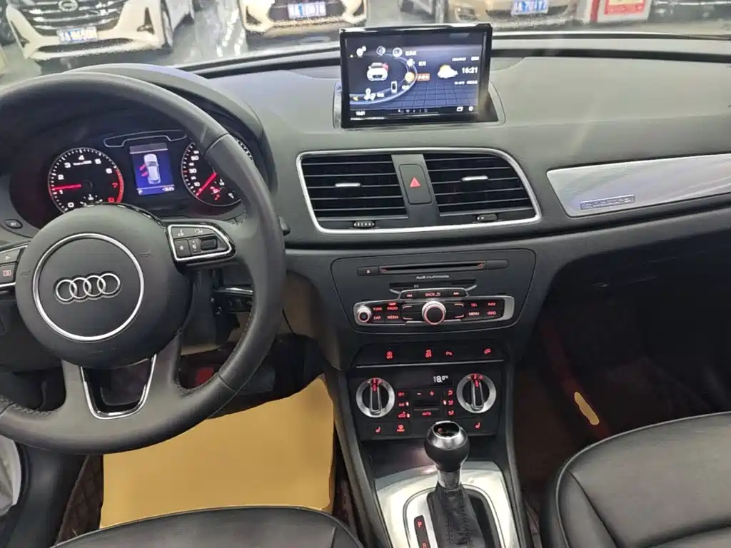 Audi Q3 — миниатюра 10