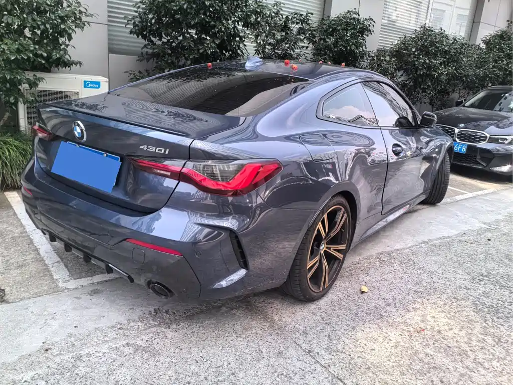 BMW 4 Series — миниатюра 4