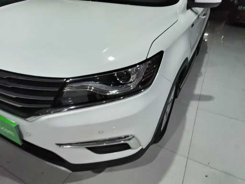 Roewe RX5 — миниатюра 24