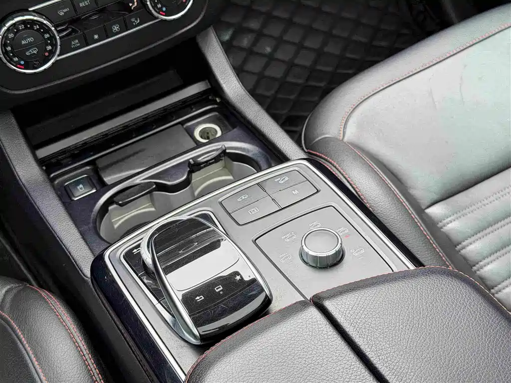 Mercedes-Benz GLE Coupe — миниатюра 11