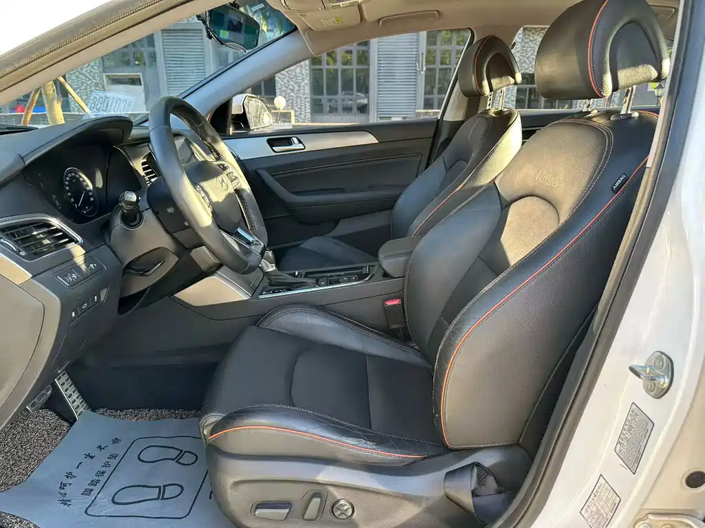 Hyundai Sonata — миниатюра 6
