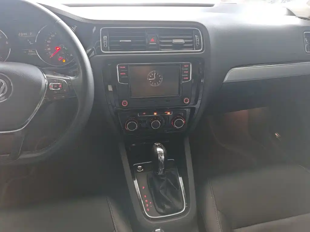 Volkswagen Sagitar — миниатюра 13