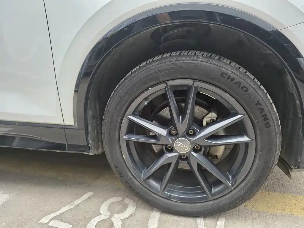 Audi Q2L — миниатюра 23