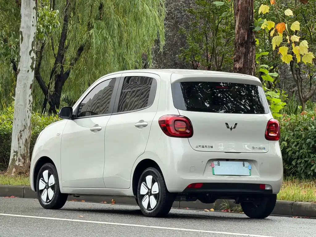 Wuling MINIEV — миниатюра 7
