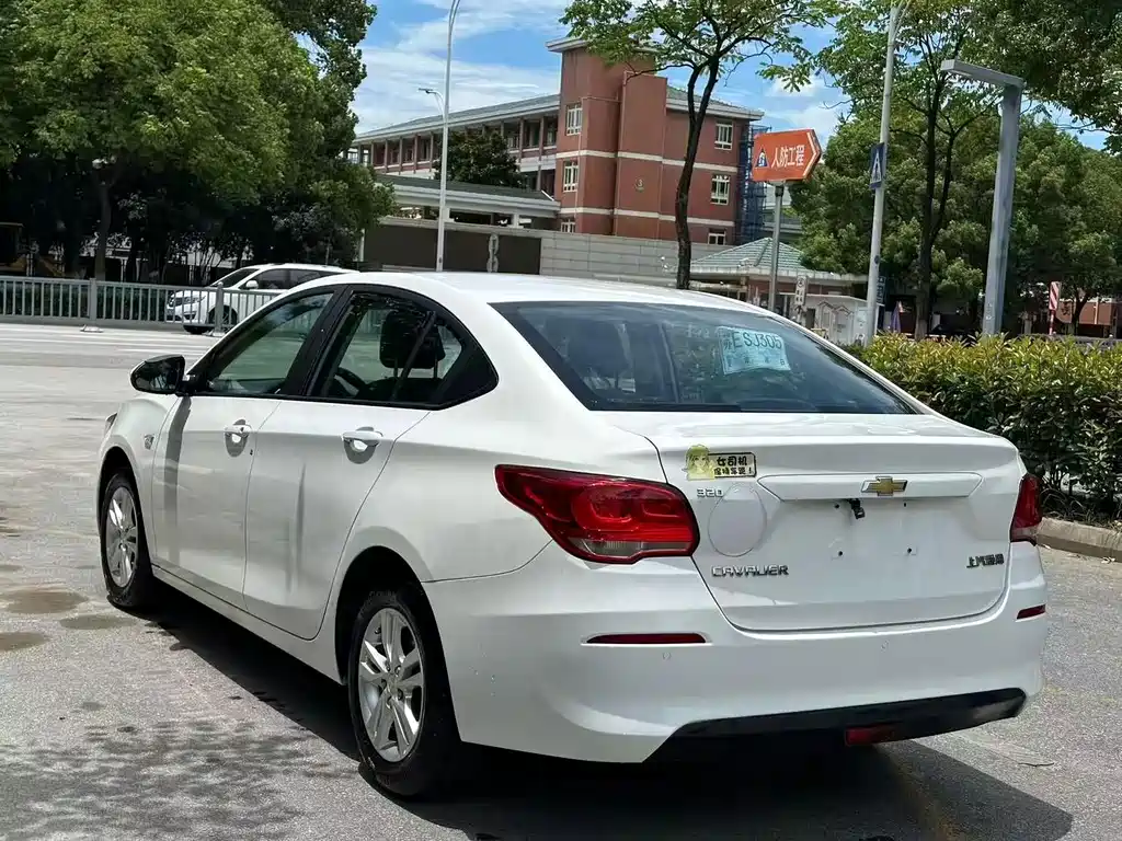 Chevrolet Cavalier — миниатюра 2