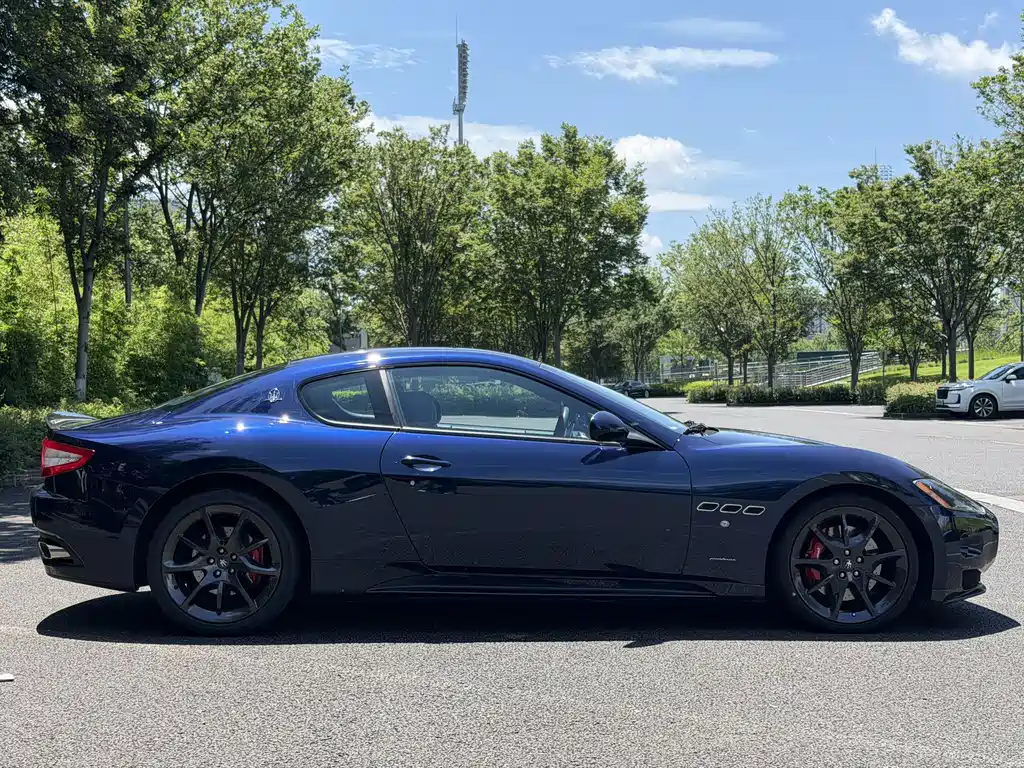 Maserati GranTurismo 4.7L Sport F1, фото 15