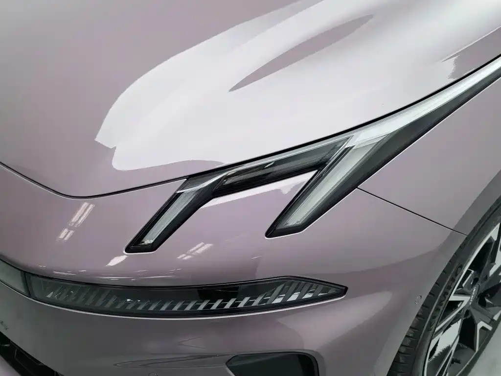 Lynk & Co 07 EM-P — миниатюра 7