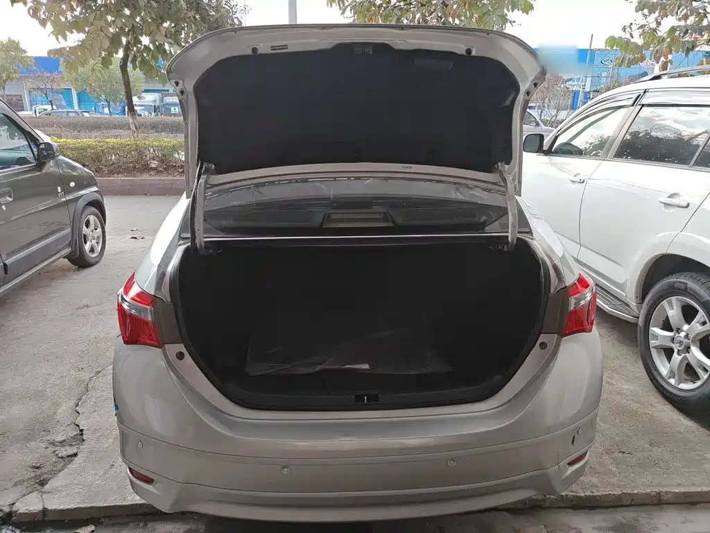 Toyota Corolla — миниатюра 19