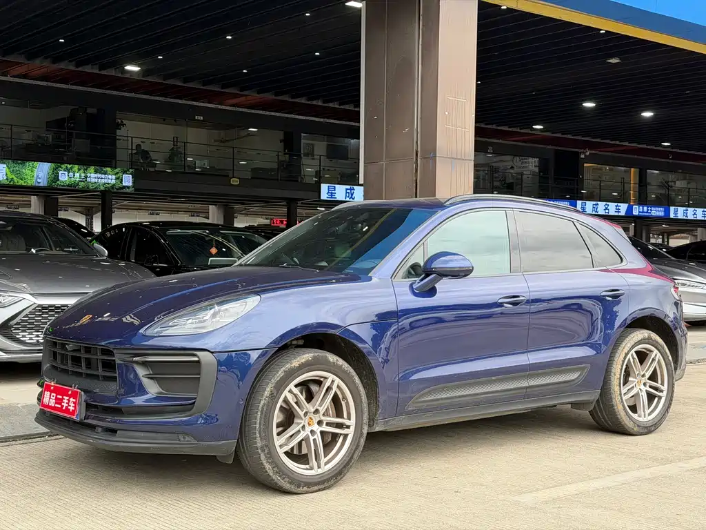 Porsche Macan 2022