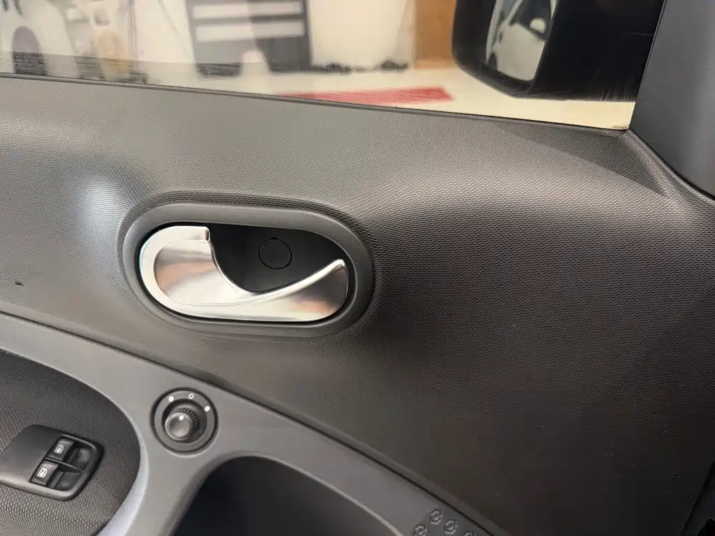 smart Smart Fortwo — миниатюра 10