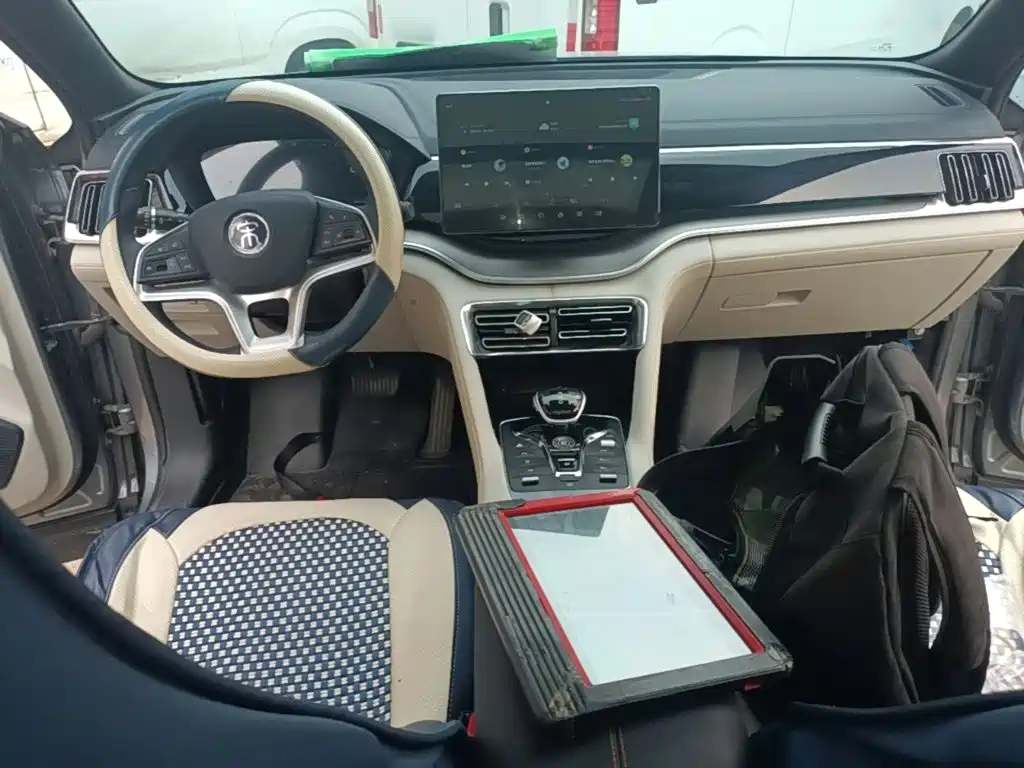 BYD PLUS New Energy — миниатюра 10