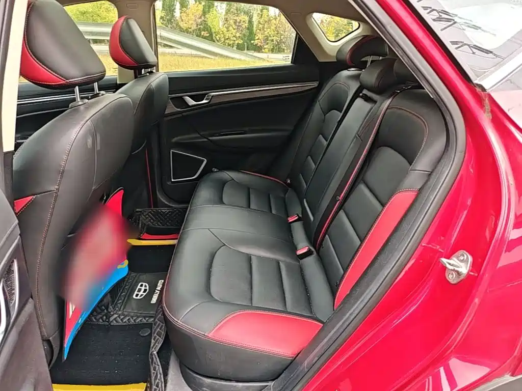 Geely Emgrand GS — миниатюра 17
