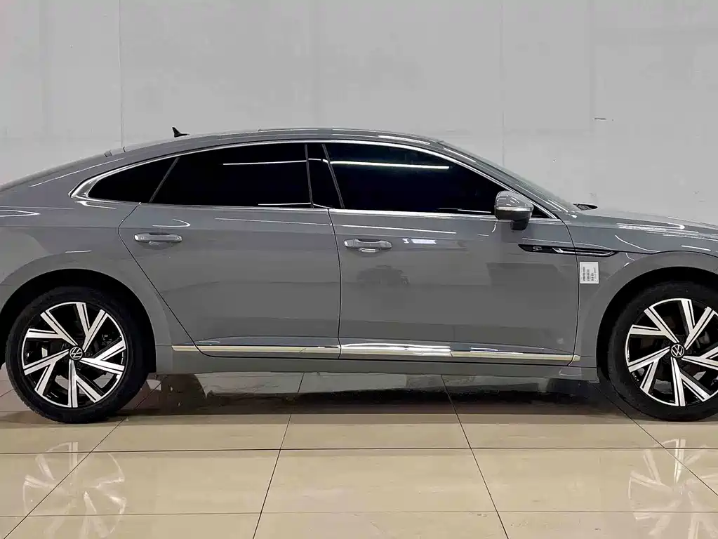 Volkswagen CC — миниатюра 4