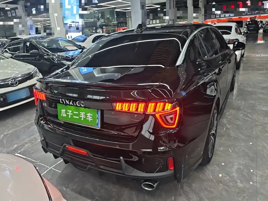 Lynk & Co 03 — миниатюра 6