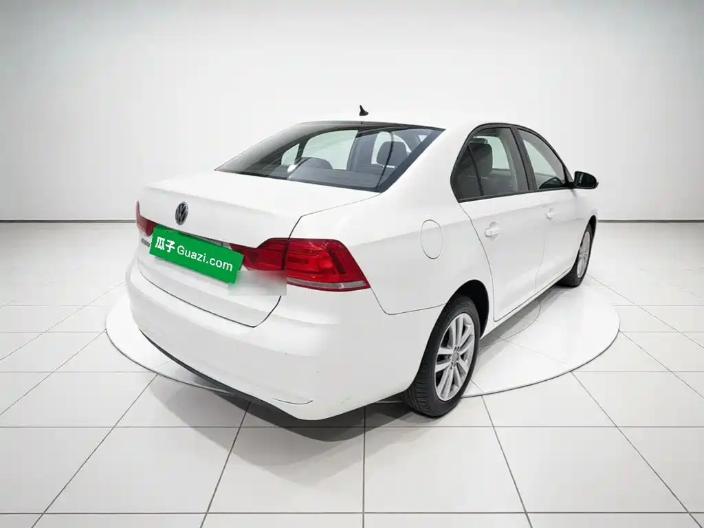 Volkswagen Santana — миниатюра 6