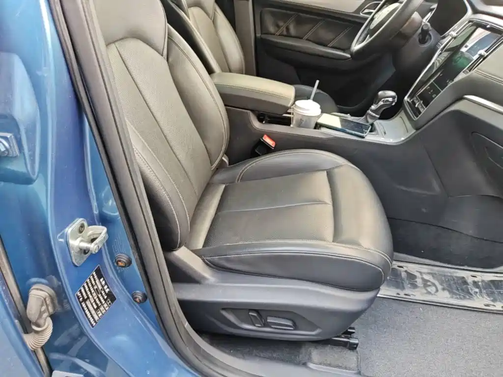 Roewe RX5 — миниатюра 25
