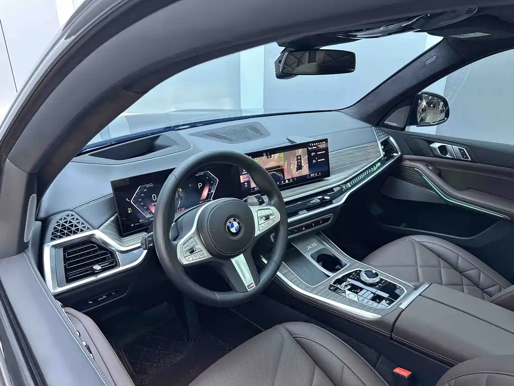 BMW X5 2023 xDrive 40Li M Sport