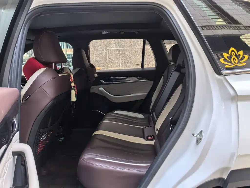 Geely Xingyue L — миниатюра 10