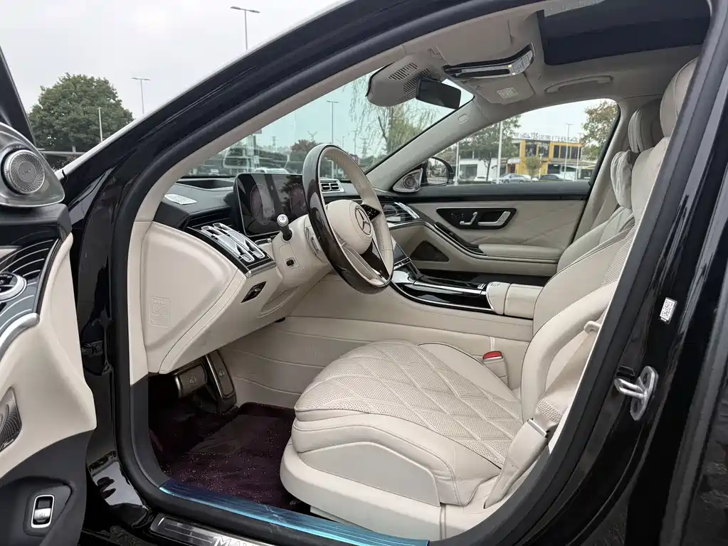 Mercedes-Benz S-Class — миниатюра 9