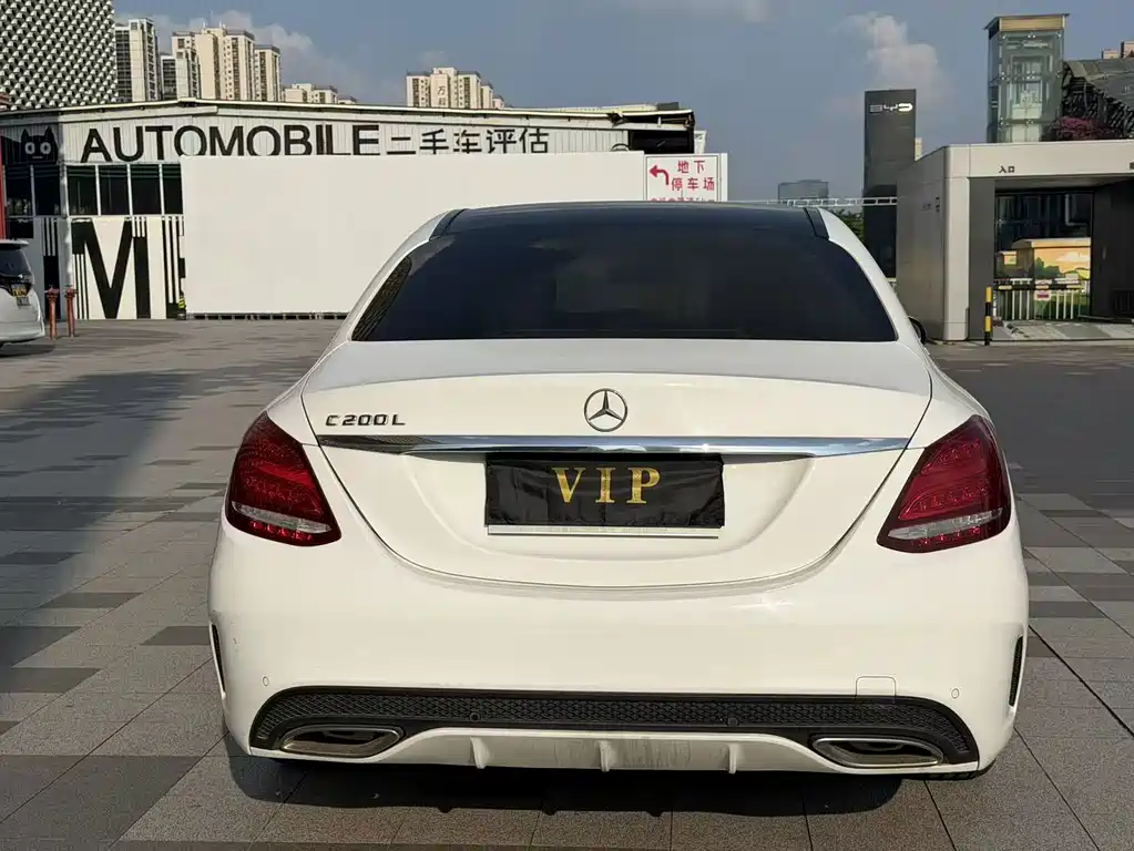 Mercedes-Benz C-Class — миниатюра 11