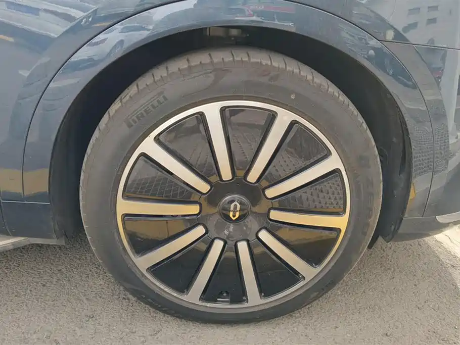 Aito M9 2024 Max 42kWh 6 мест