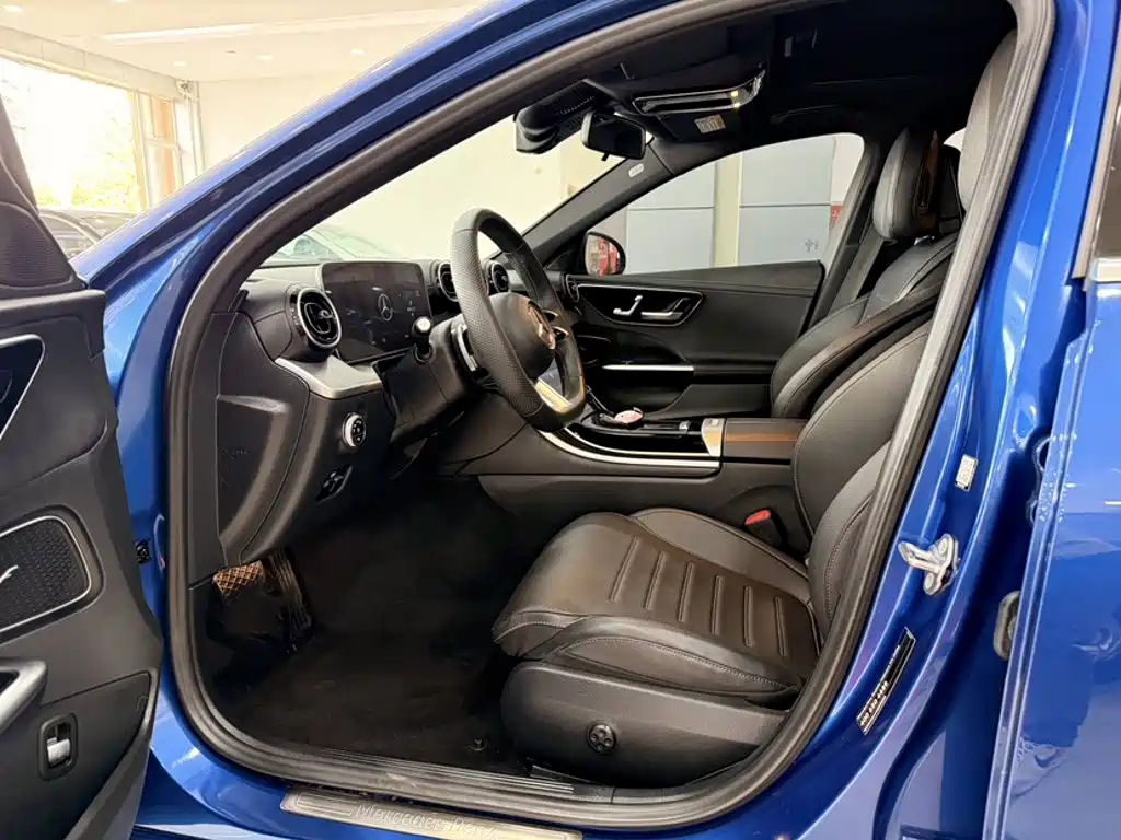 Mercedes-Benz C-Class — миниатюра 9