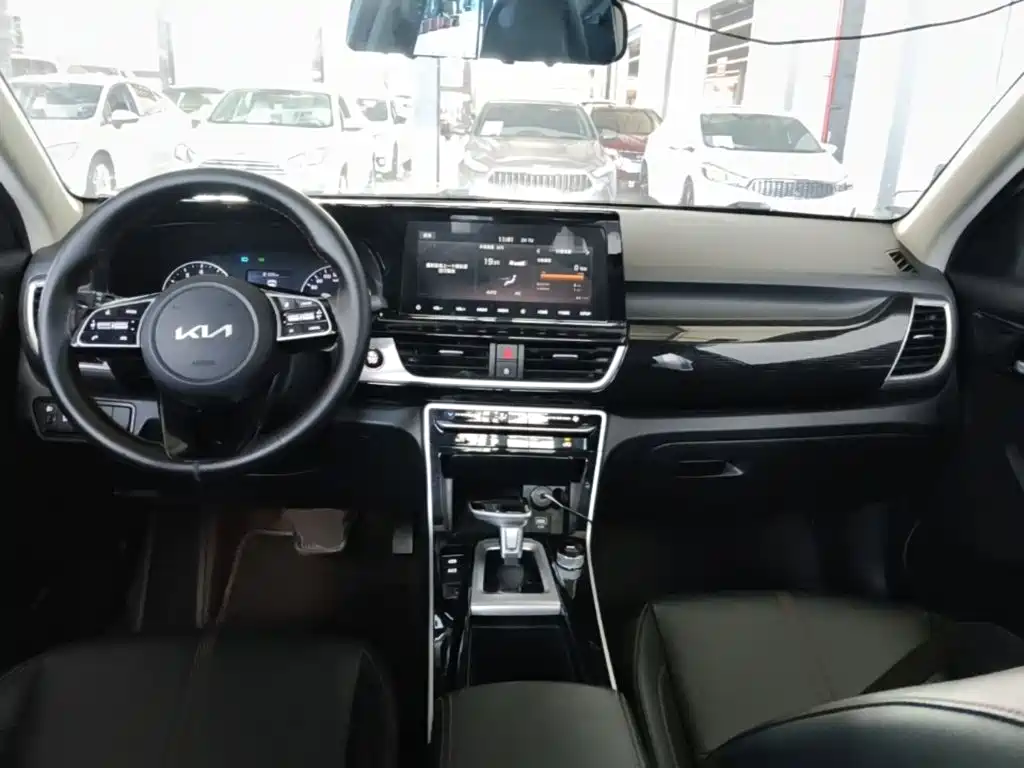Kia KX3 — миниатюра 10
