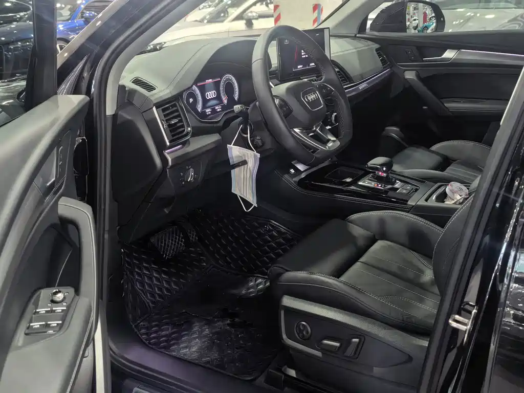 Audi Q5L — миниатюра 6