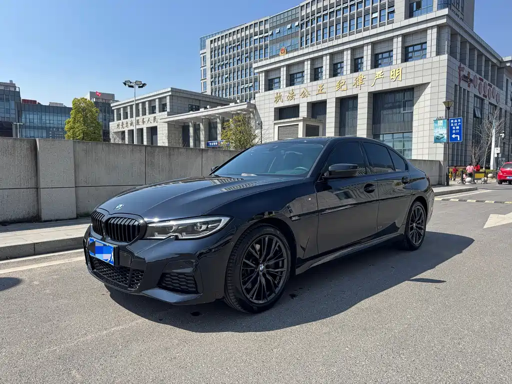 BMW 3 Series 2021