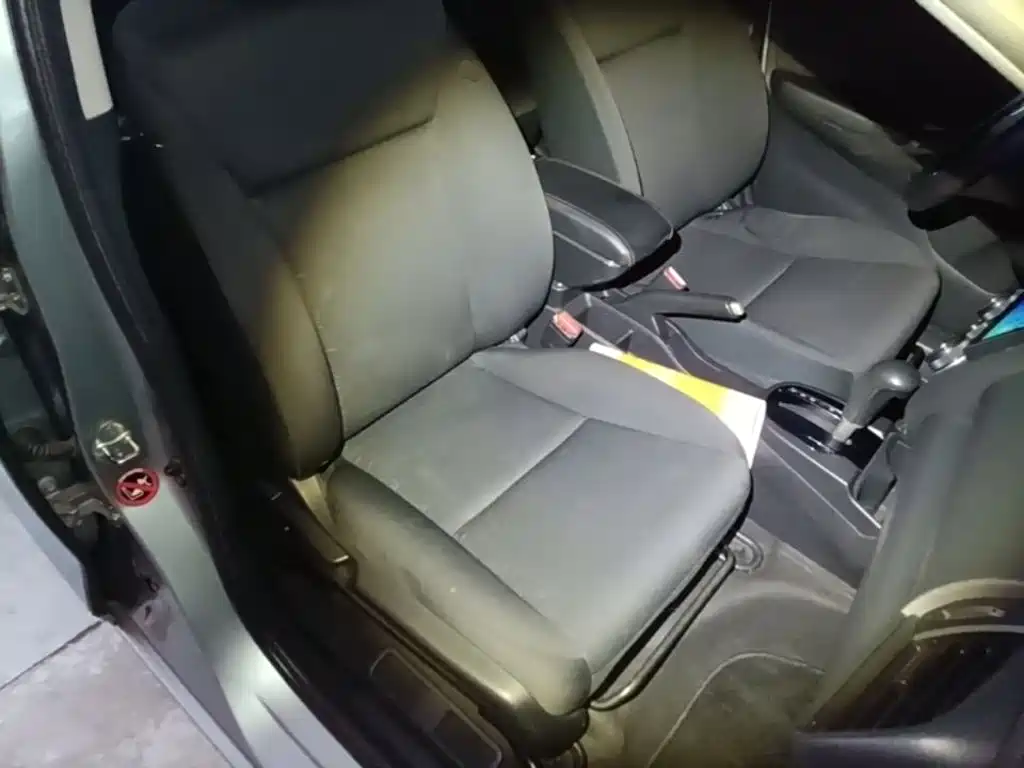 Honda Fit — миниатюра 25