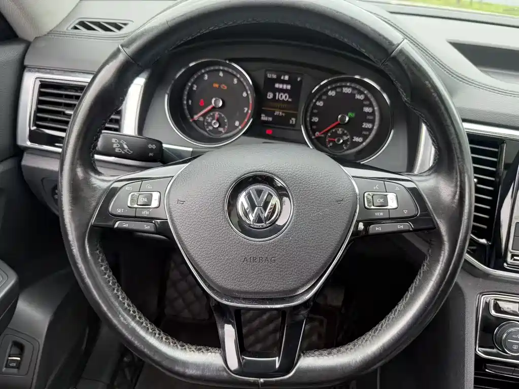 Volkswagen Teramont — миниатюра 8