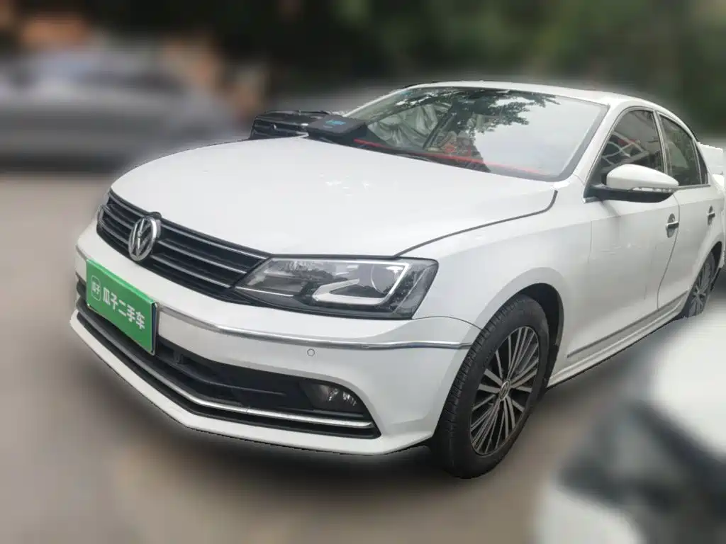 Volkswagen Sagitar 2017 230TSI AT Luxury