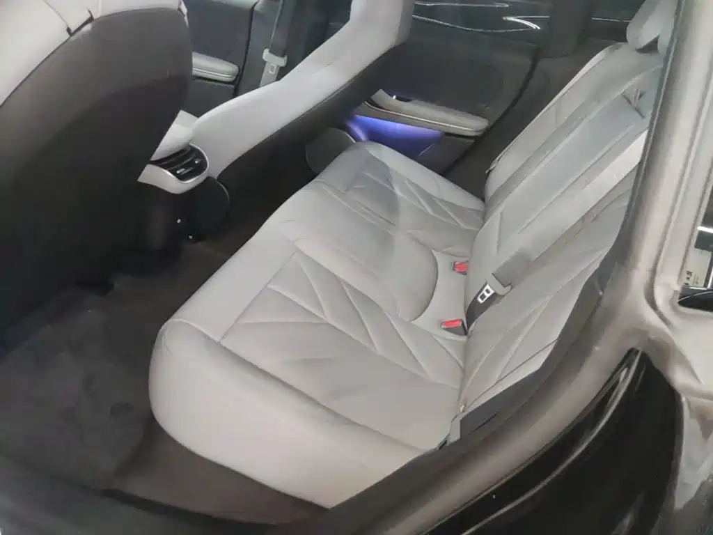 NIO ET5T — миниатюра 17