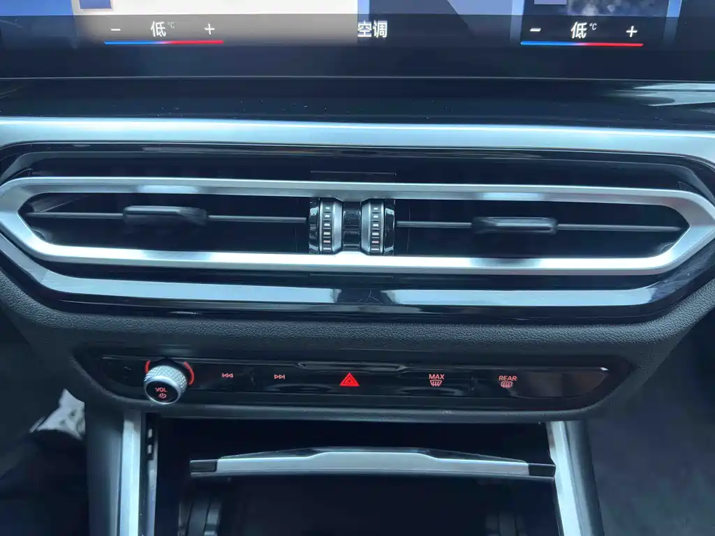 BMW 3 Series — миниатюра 17