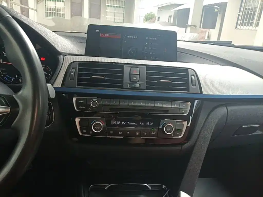 BMW 4 Series — миниатюра 13