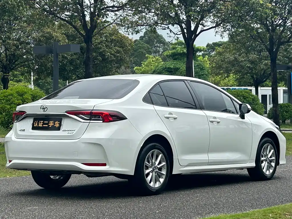 Toyota Corolla — миниатюра 5