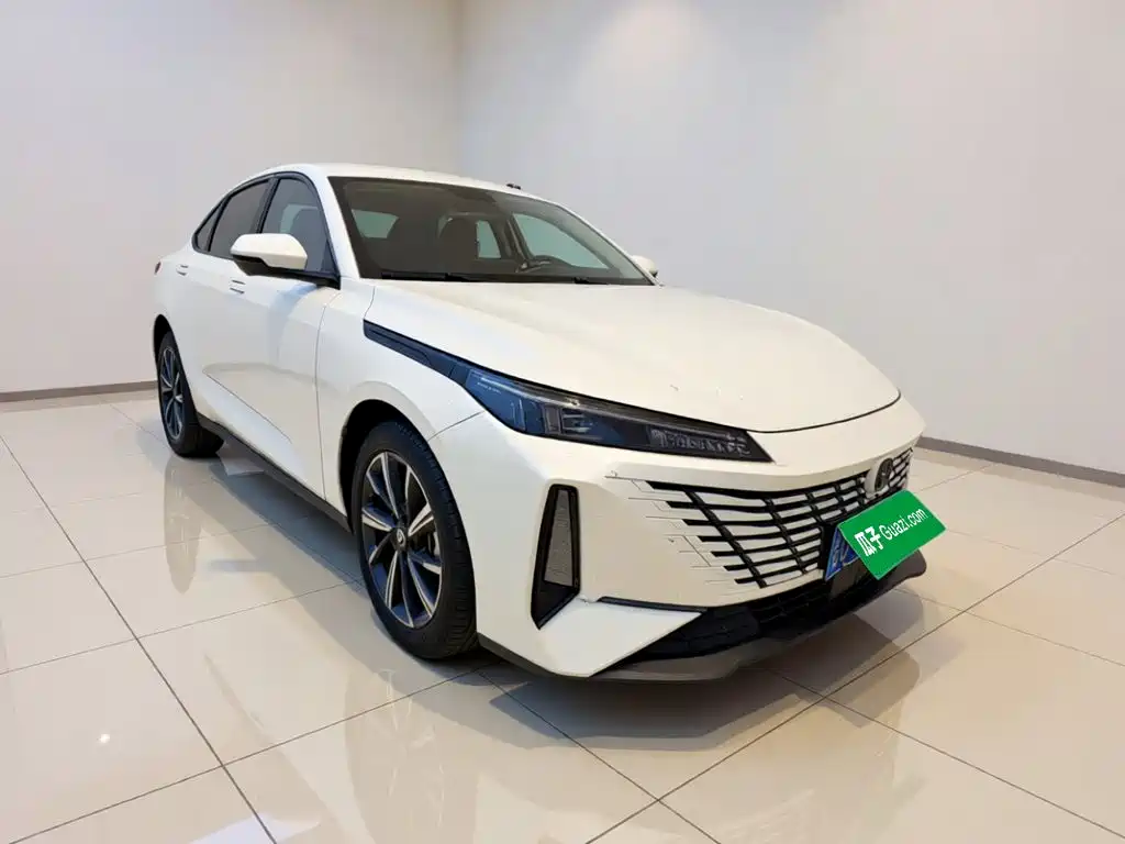 Changan Eado — миниатюра 3