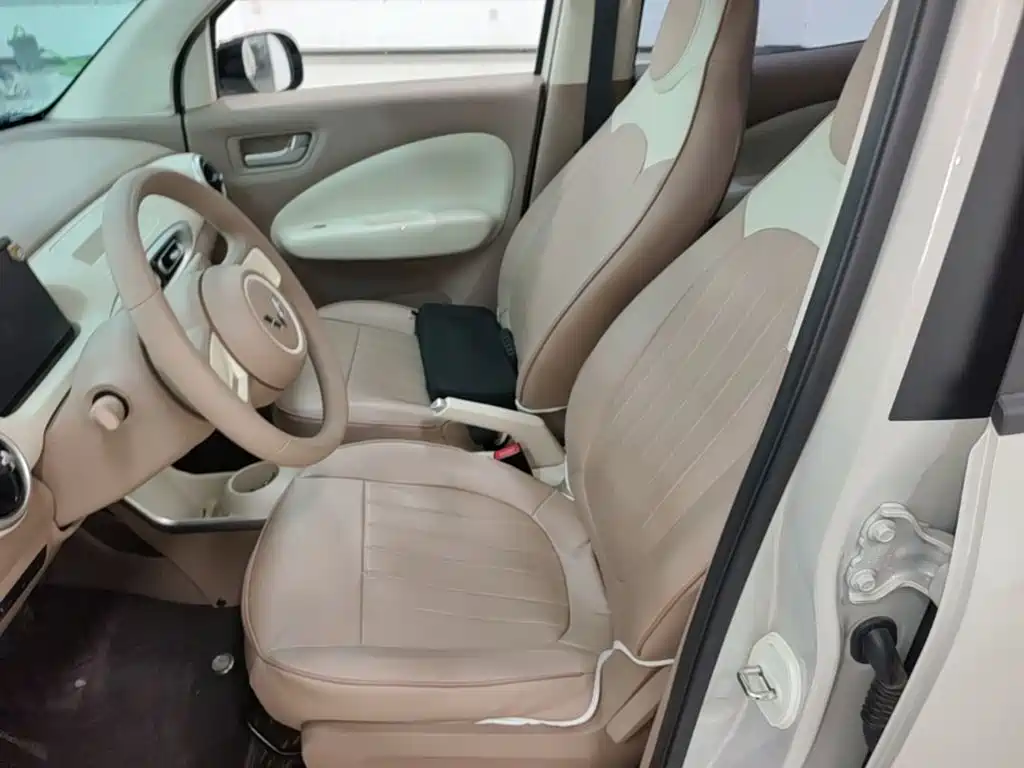 Wuling MINIEV — миниатюра 15