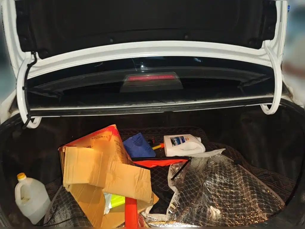 Geely Vision — миниатюра 10