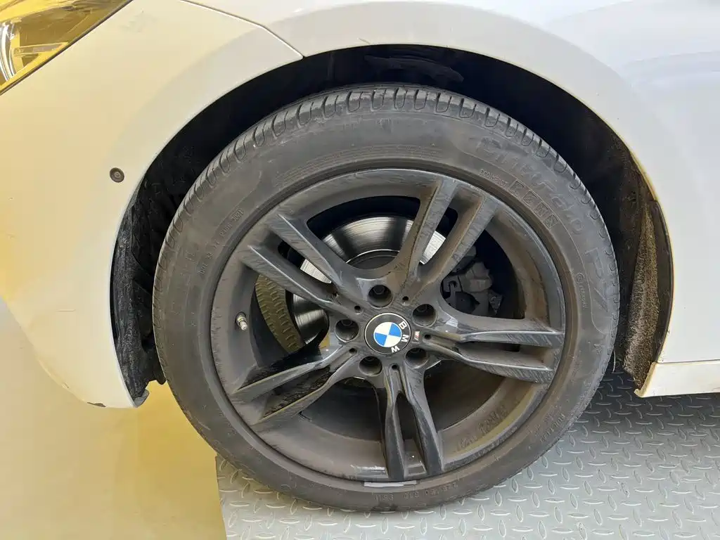 BMW 3 Series GT — миниатюра 7