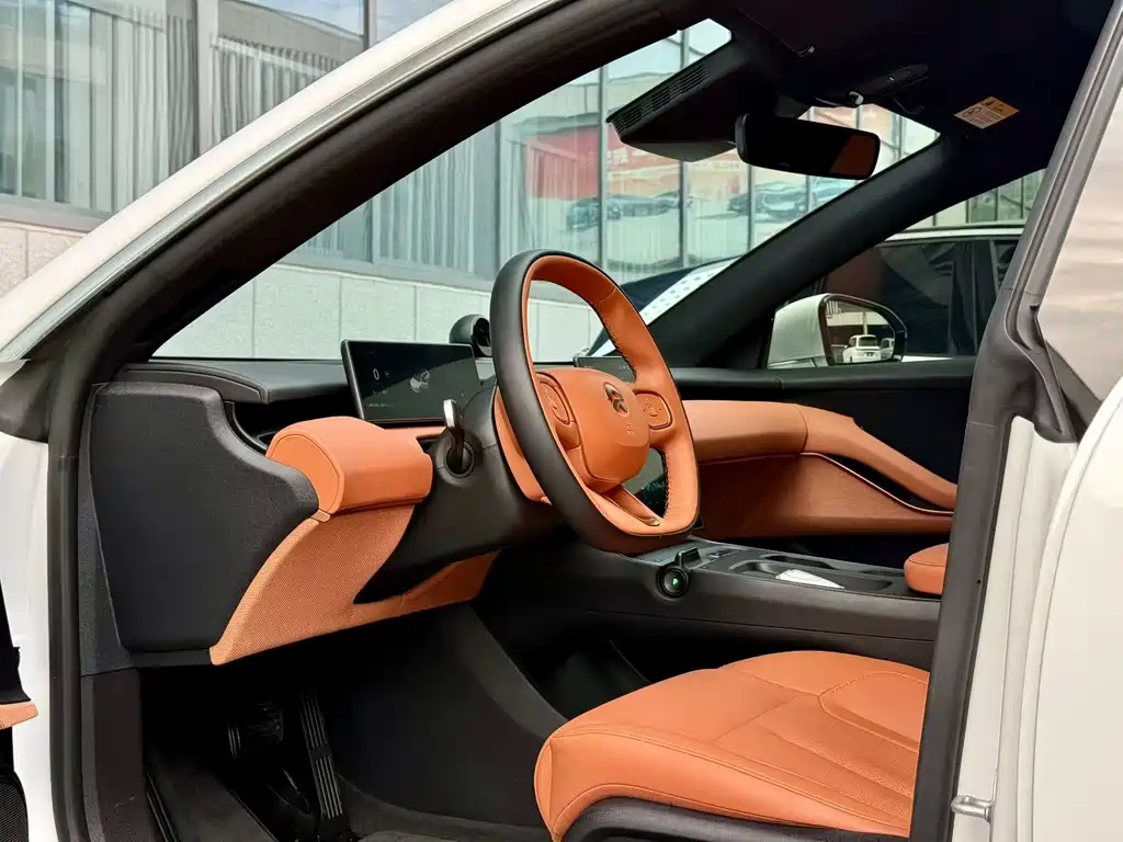 NIO ET5T — миниатюра 4