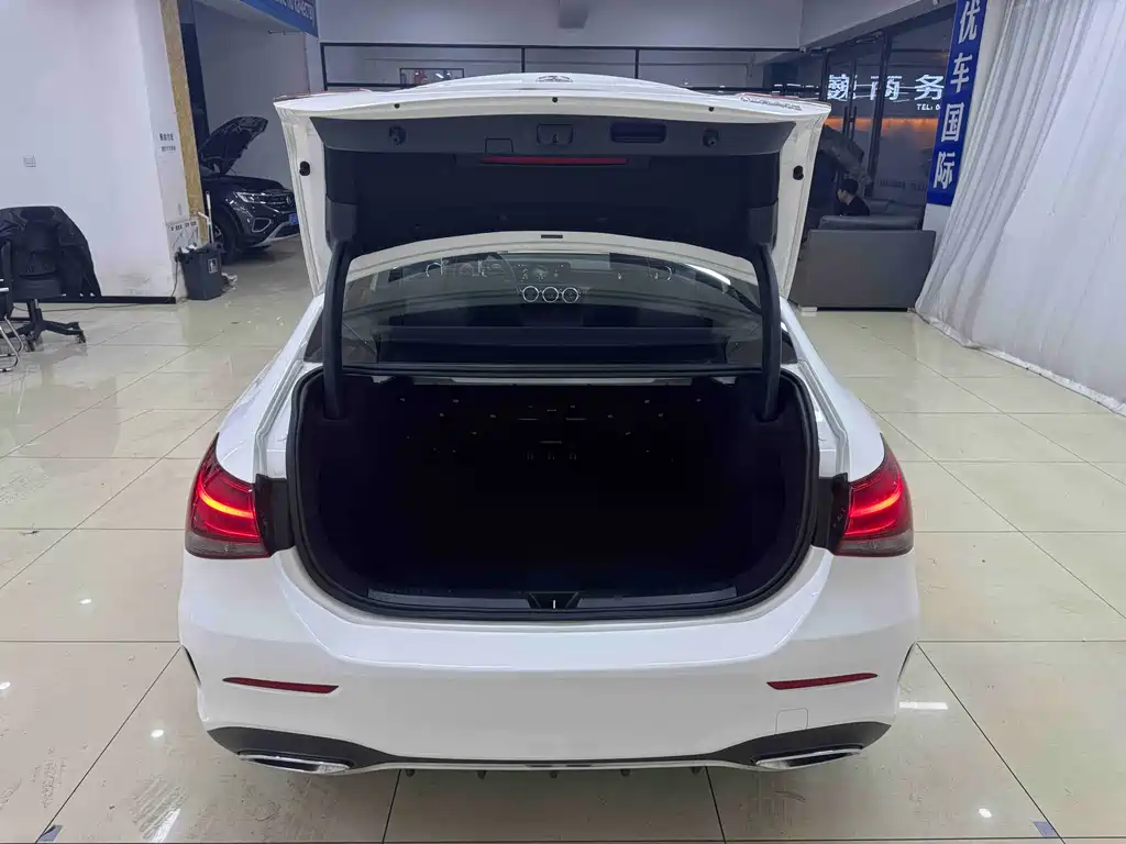 MERCEDES-BENZ A CLASS