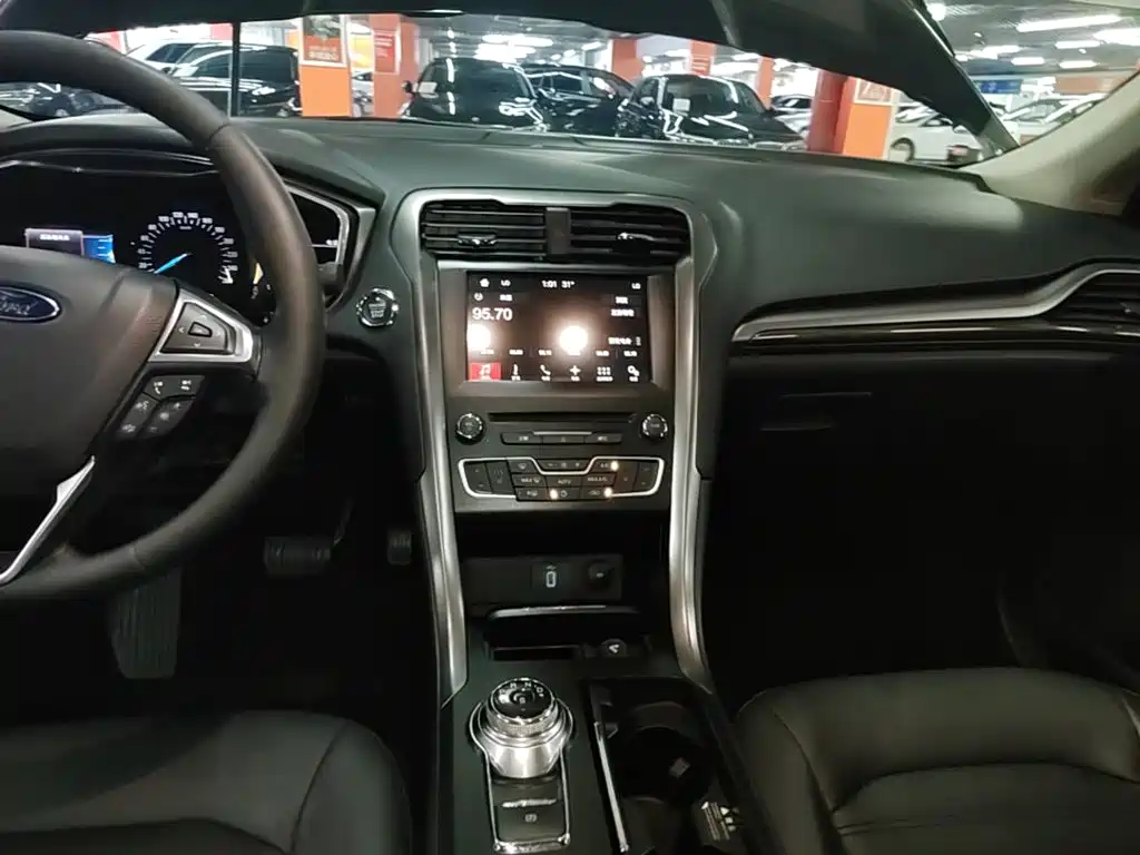 Ford Mondeo — миниатюра 13
