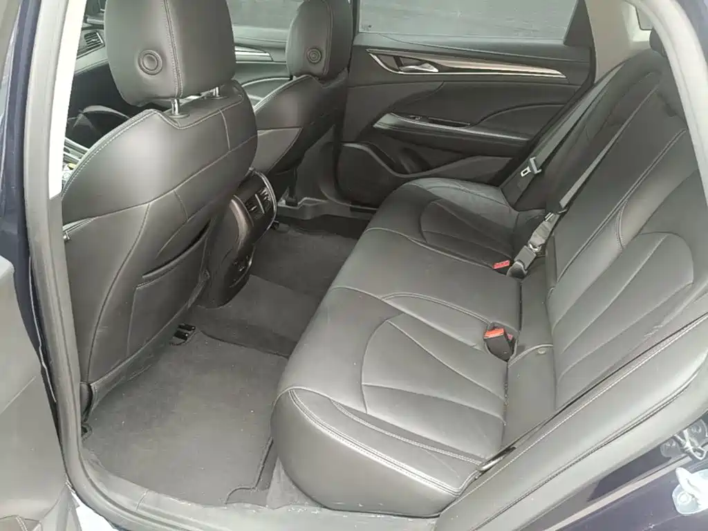 Buick LaCrosse — миниатюра 17