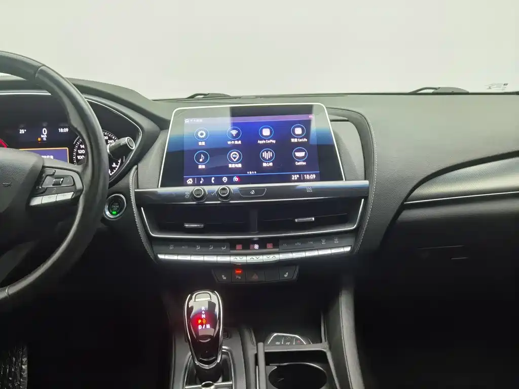 Cadillac CT5 — миниатюра 12
