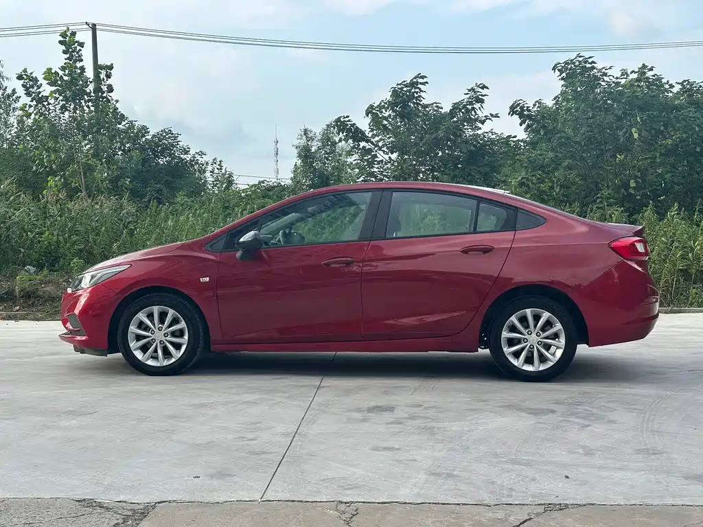 Chevrolet Cruze — миниатюра 3