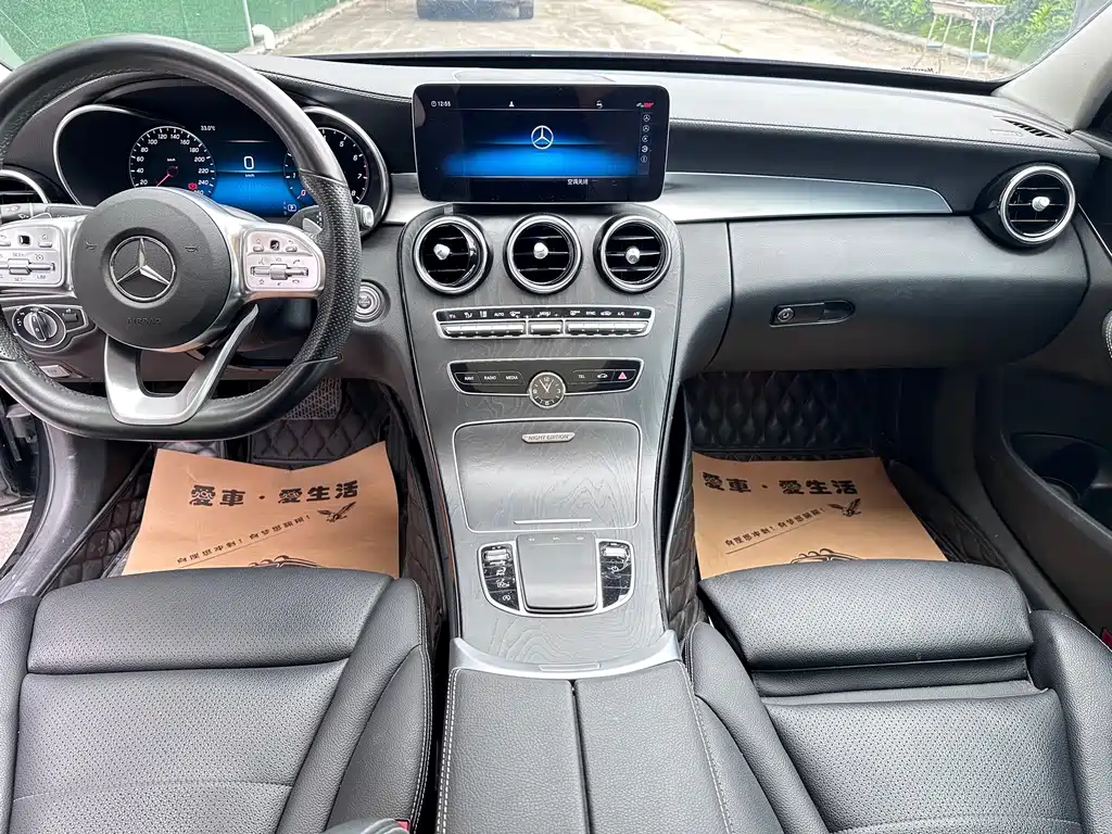 Mercedes-Benz C-Class — миниатюра 10