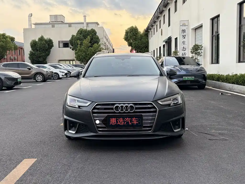 Audi A4 (Import) — миниатюра 2