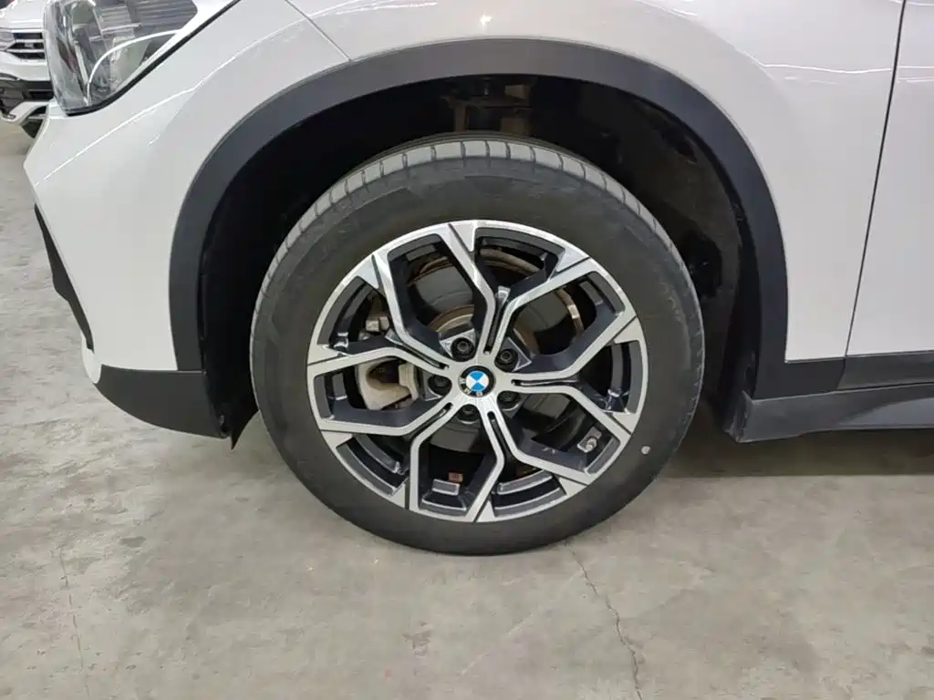 BMW X1 — миниатюра 23